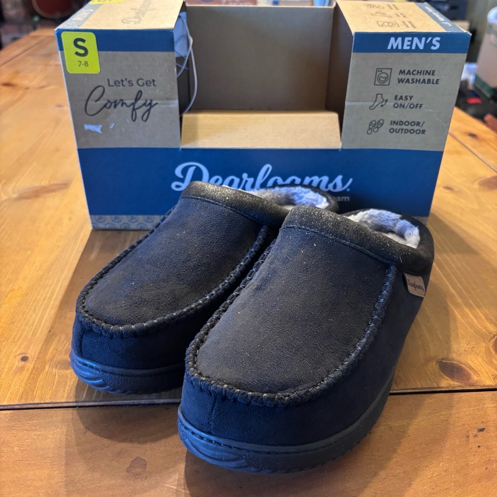 Dearfoams mens memory foam slip on house shoes slippers black S(7-8)